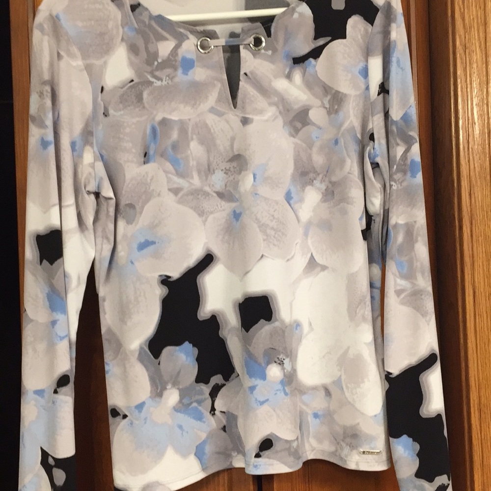 Long sleeve blouse